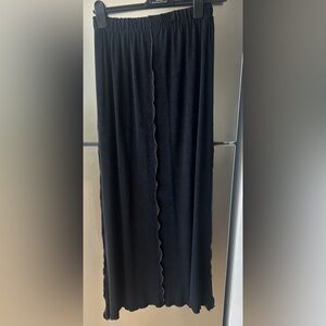 Heydari Black Maxi Skirt Elastic Waist Flowy Minimalist Stretch